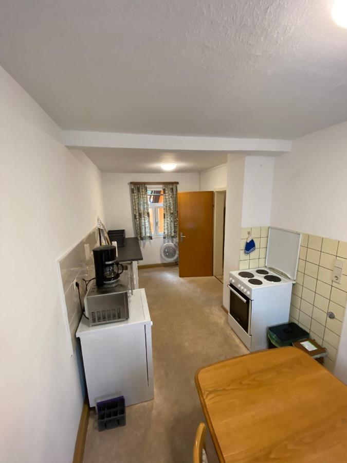 Einfaches Haus Mit Privatzimmern Und Gemeinschaftsraeumen Heilbronn Dış mekan fotoğraf