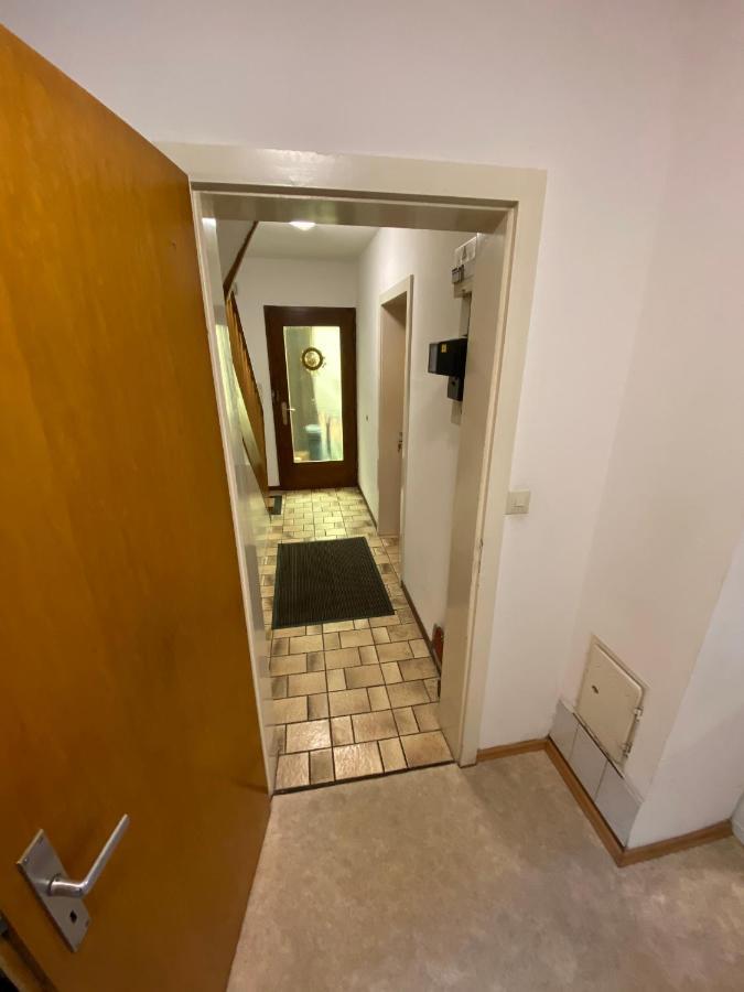 Einfaches Haus Mit Privatzimmern Und Gemeinschaftsraeumen Heilbronn Dış mekan fotoğraf